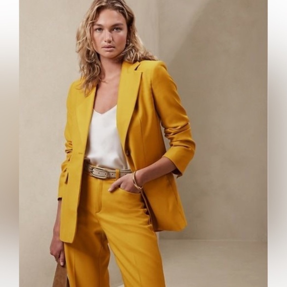 Banana Republic LIDO SCULPTED ITALIAN WOOL Blazer, NWT, size 14 & size 8 NEW